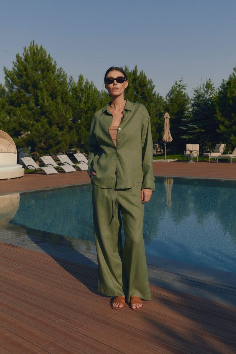 Костюм с брюками льняной Khaki