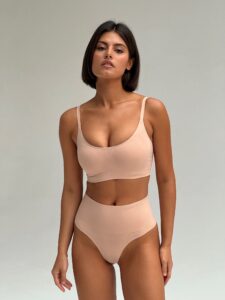 Трусики-стринги завышенные Smooth Comfort Sirocco