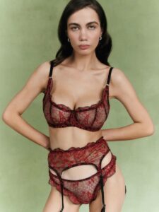 Бюстгальтер Lila Red