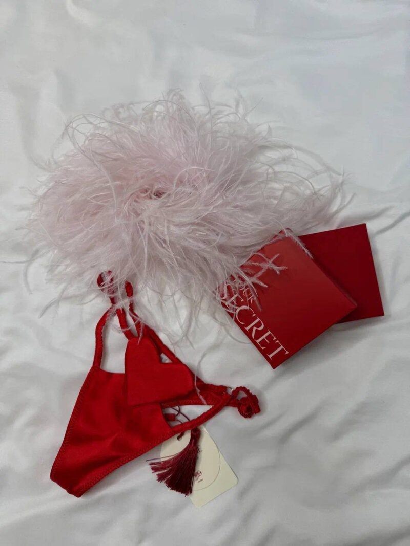 Трусики-стринги Be My Valentine Red