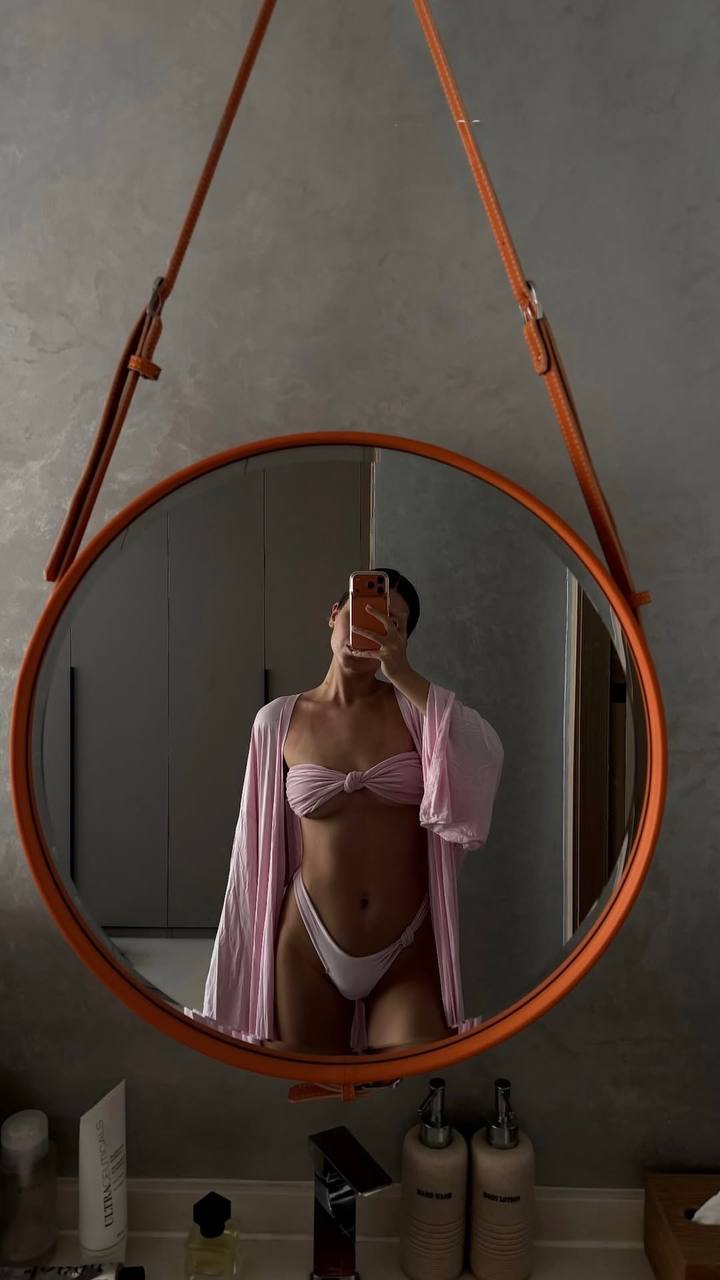 Топ-бандо с узлом бархатный нюдовый