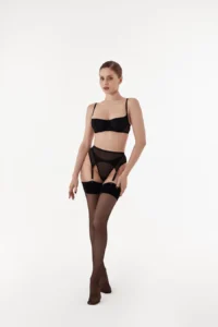 Трусики-стринги V Mesh Black