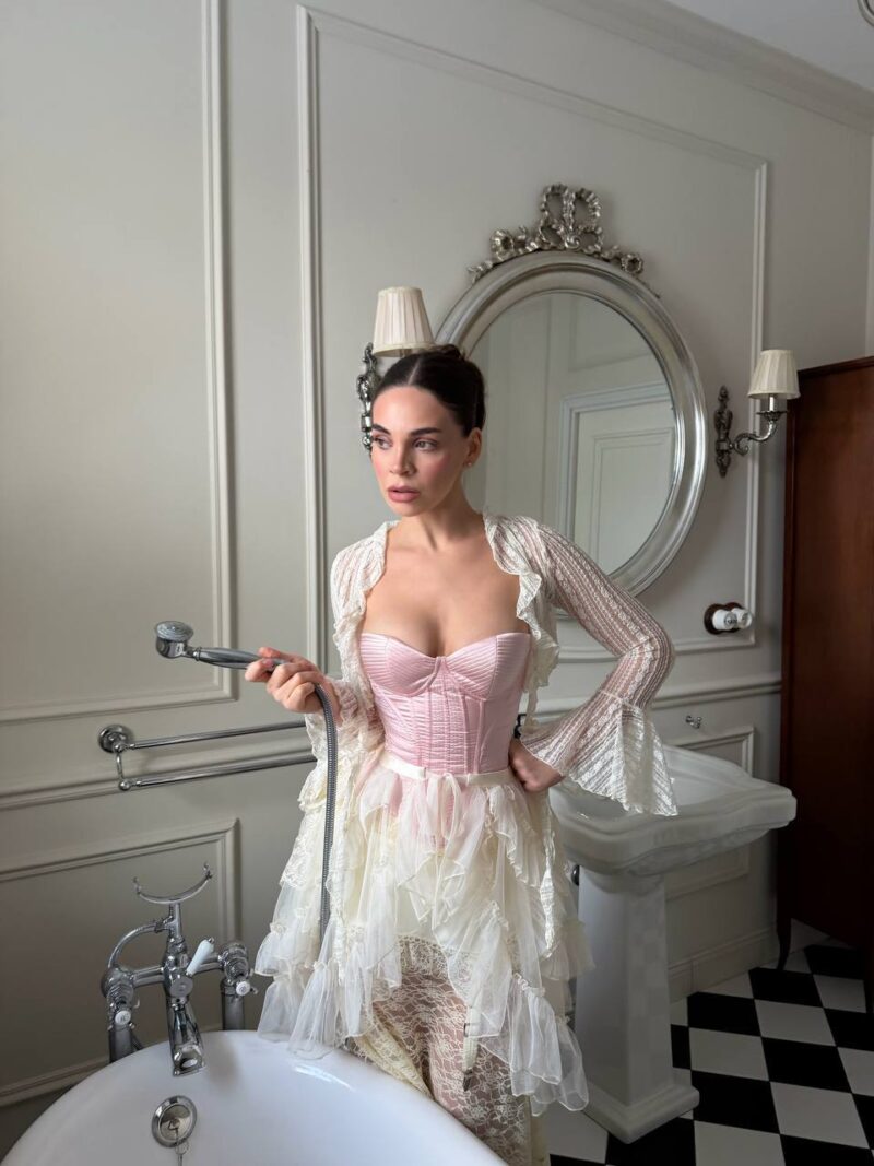 Корсет Art Of Kissing Pink