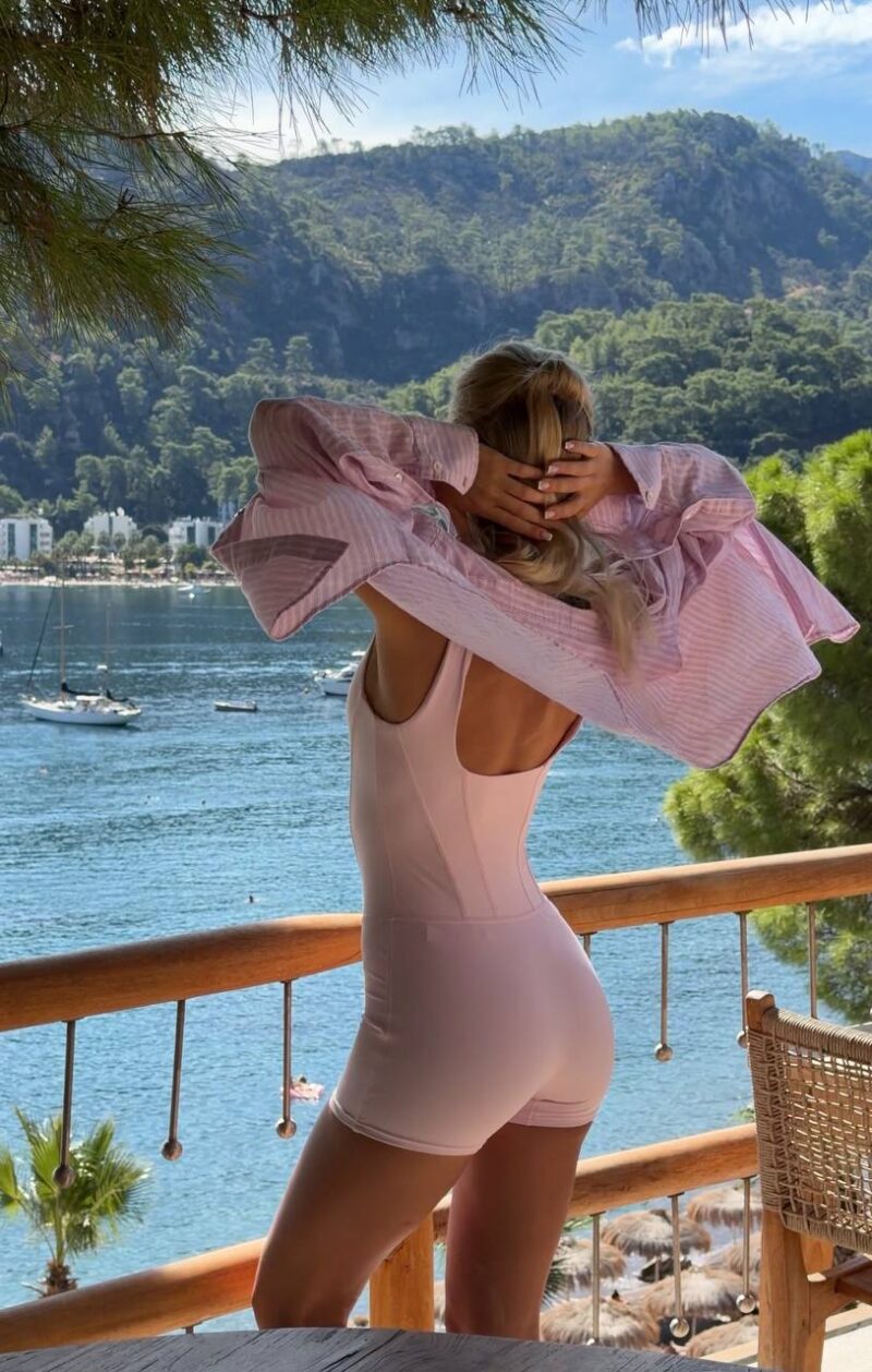 Комбинезон EG SHORT BABY PINK
