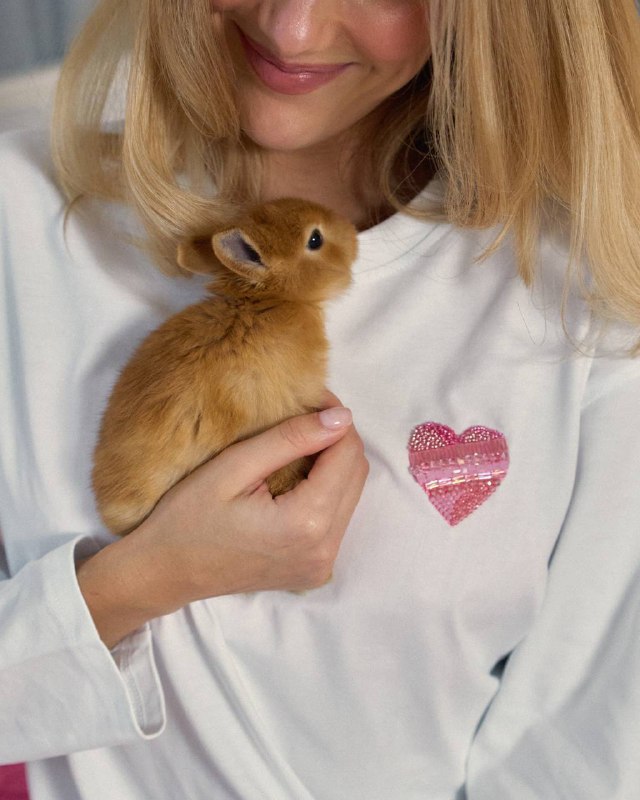 Лонгслив с сердцем ÉMILIE MUSÉE Лонгслив с сердцем ÉMILIE MUSÉE