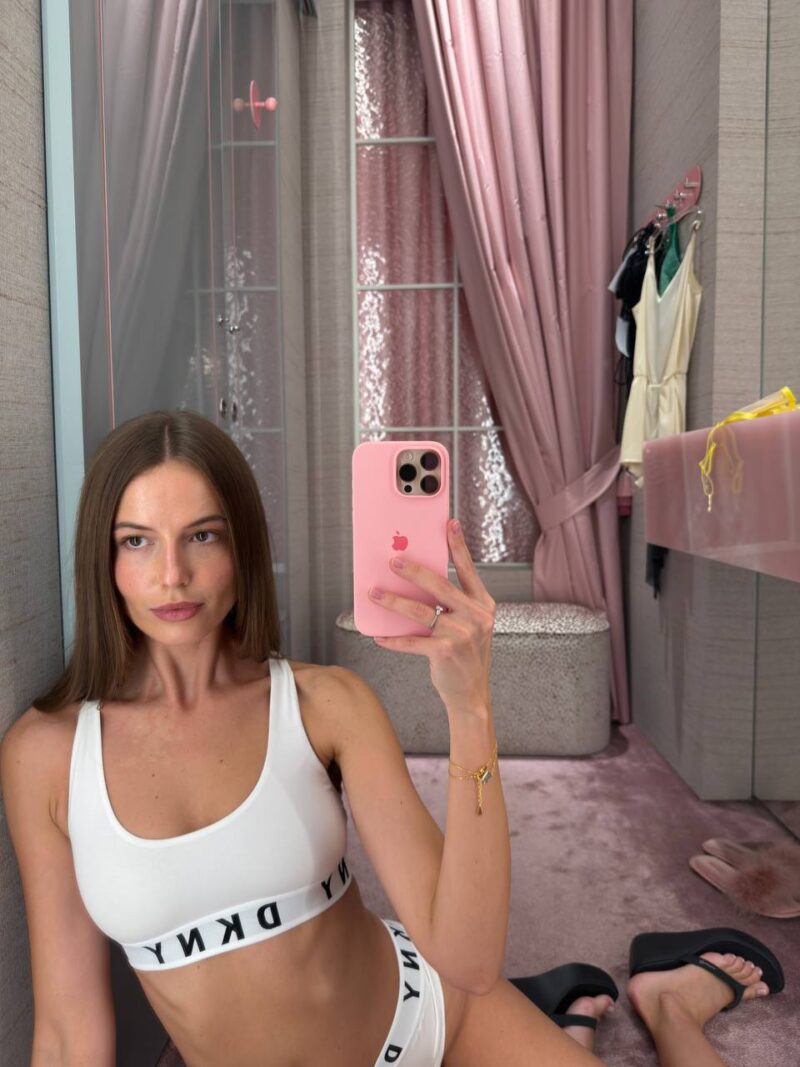 Бралетт-топ Cozy Boyfriend White/Black Бралетт-топ Cozy Boyfriend White/Black