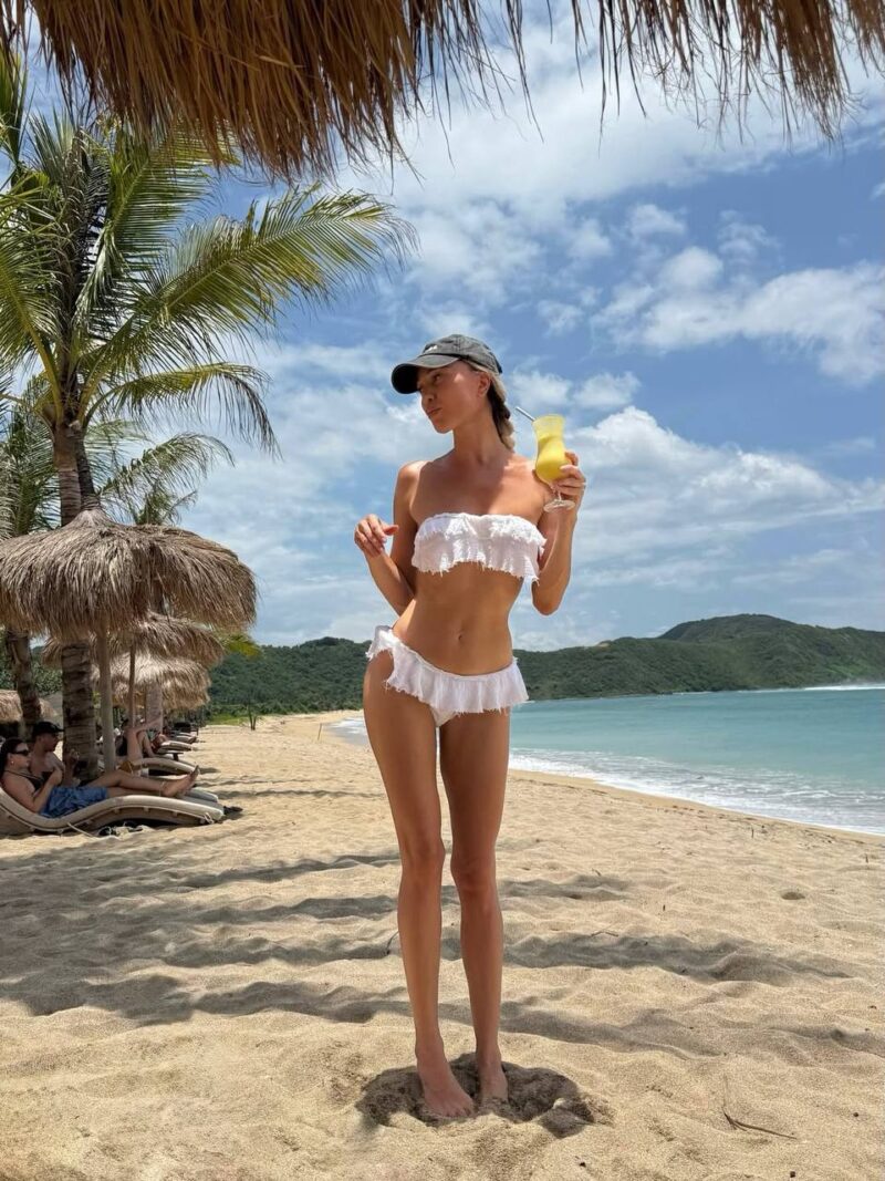 Купальник CAPRI White Купальник CAPRI White