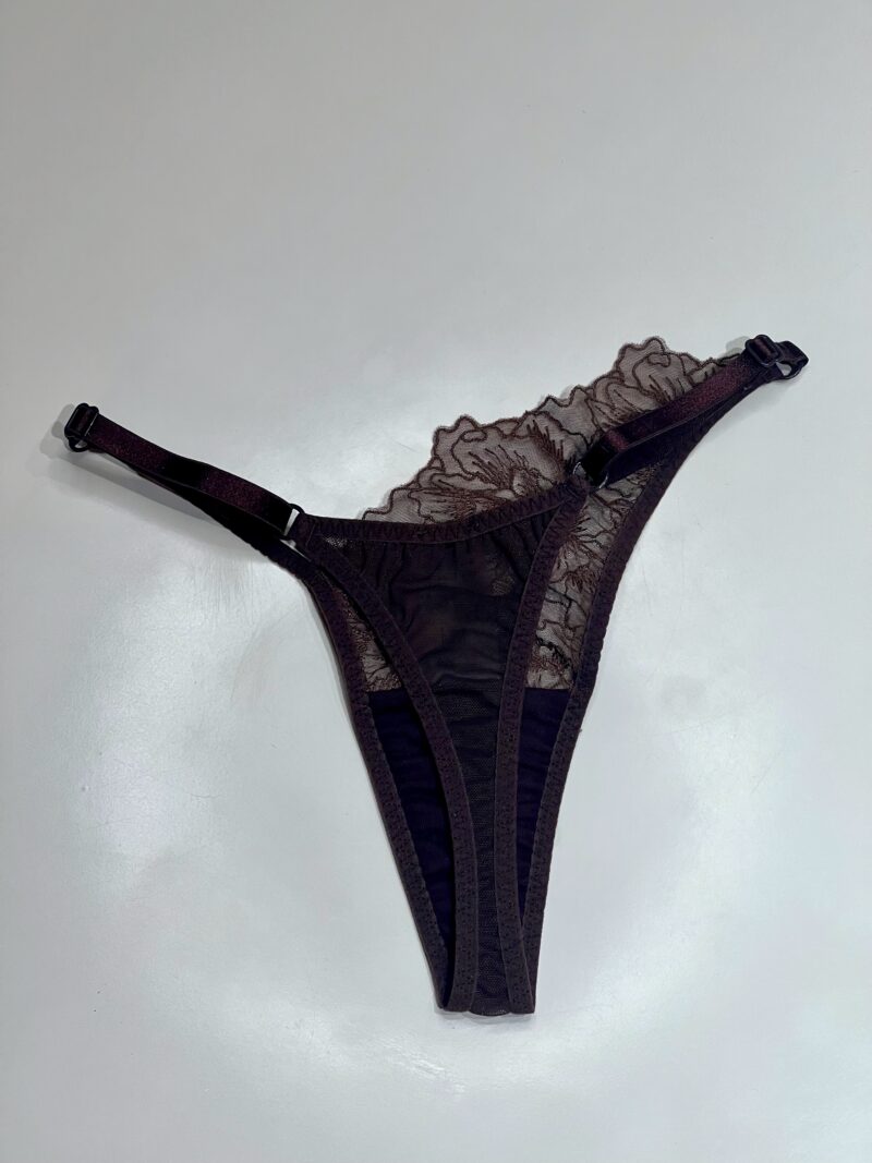 Трусики-стринги Ассиметричные Freedom Chocolate