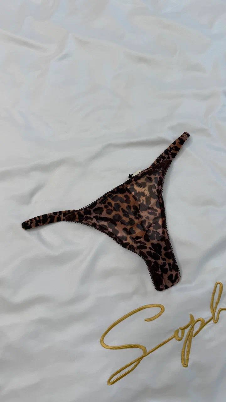 Трусики-стринги Roomie Leopard