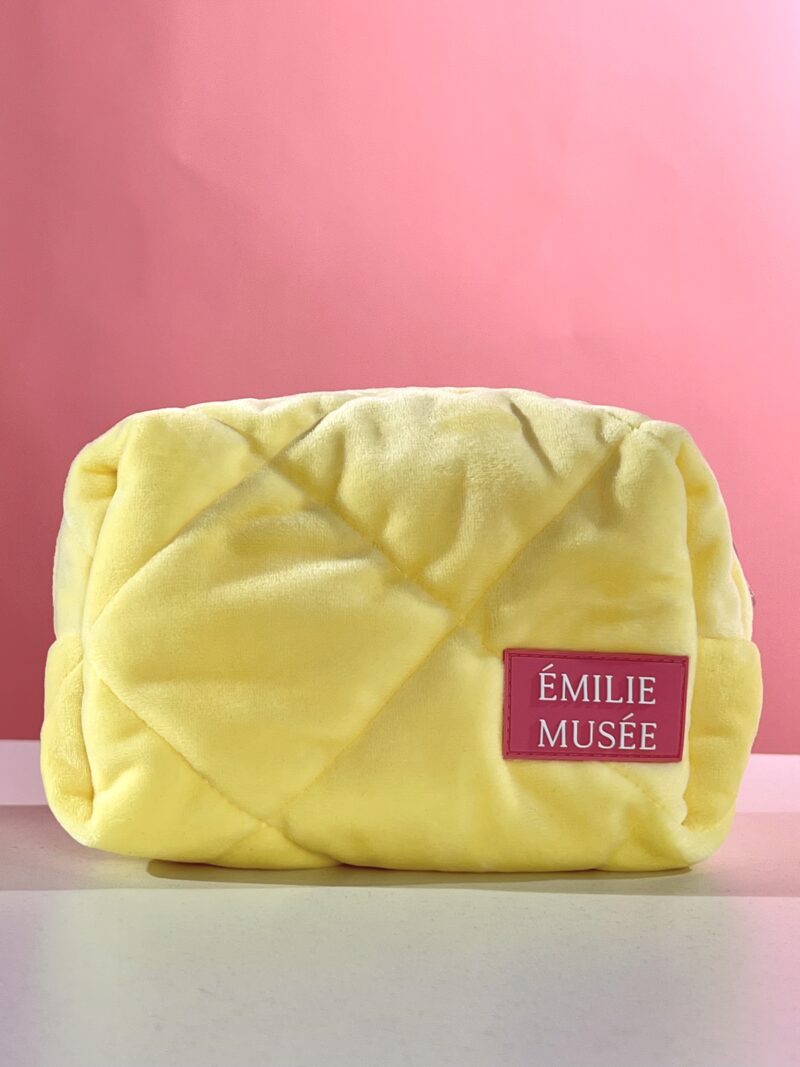 Косметичка из велюра Lemon