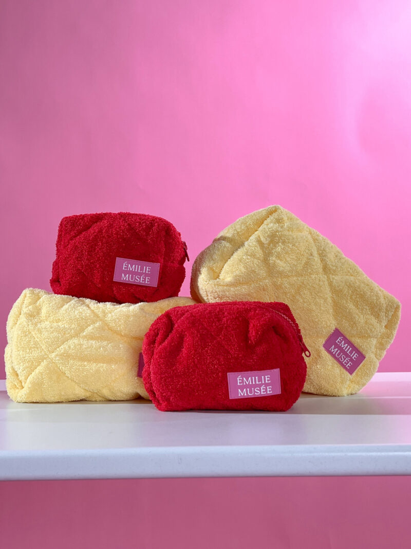 Косметичка из велюра Lemon