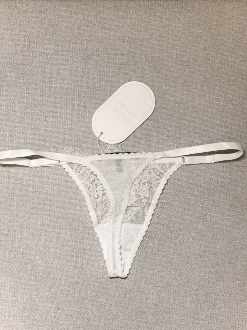 Трусики-стринги Sirena White