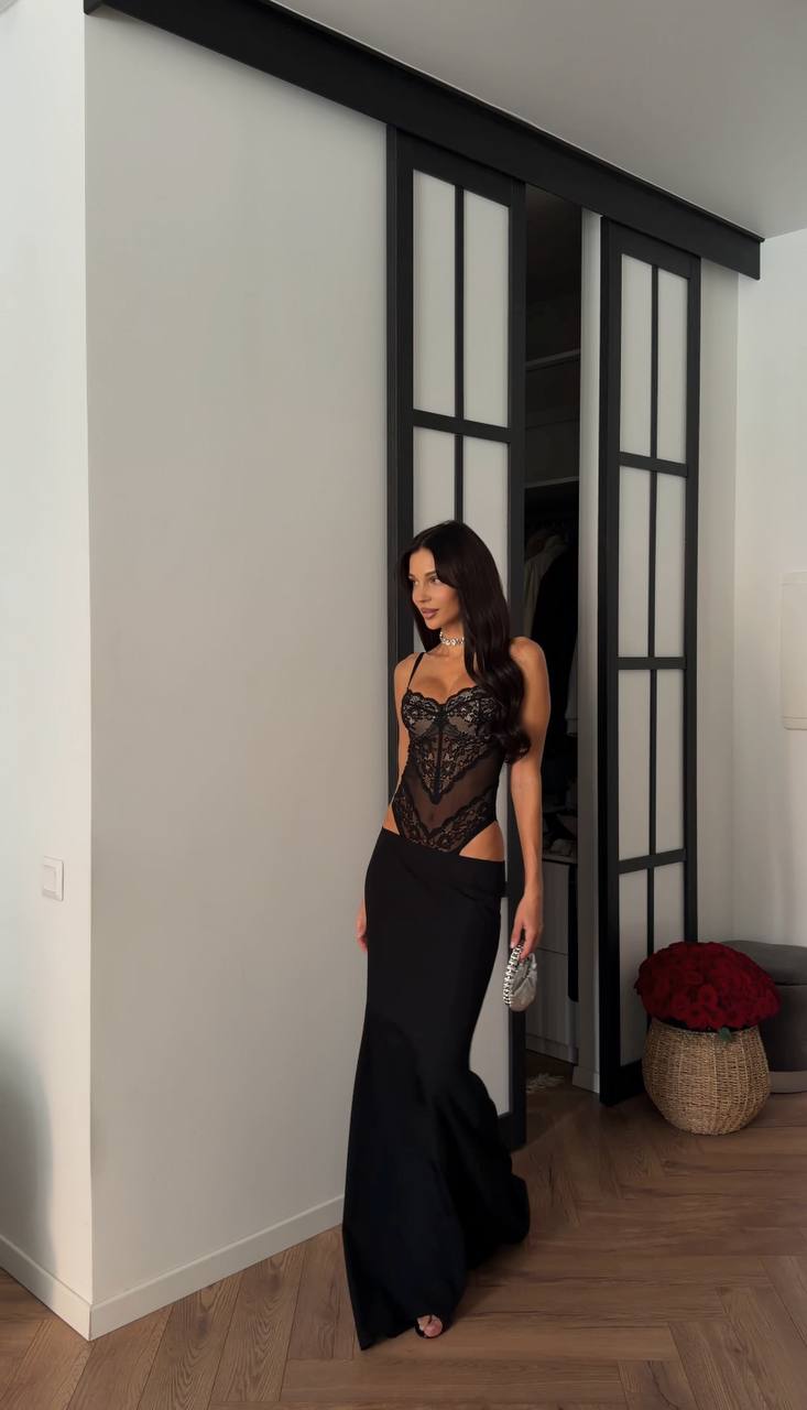 Боди Mia Black