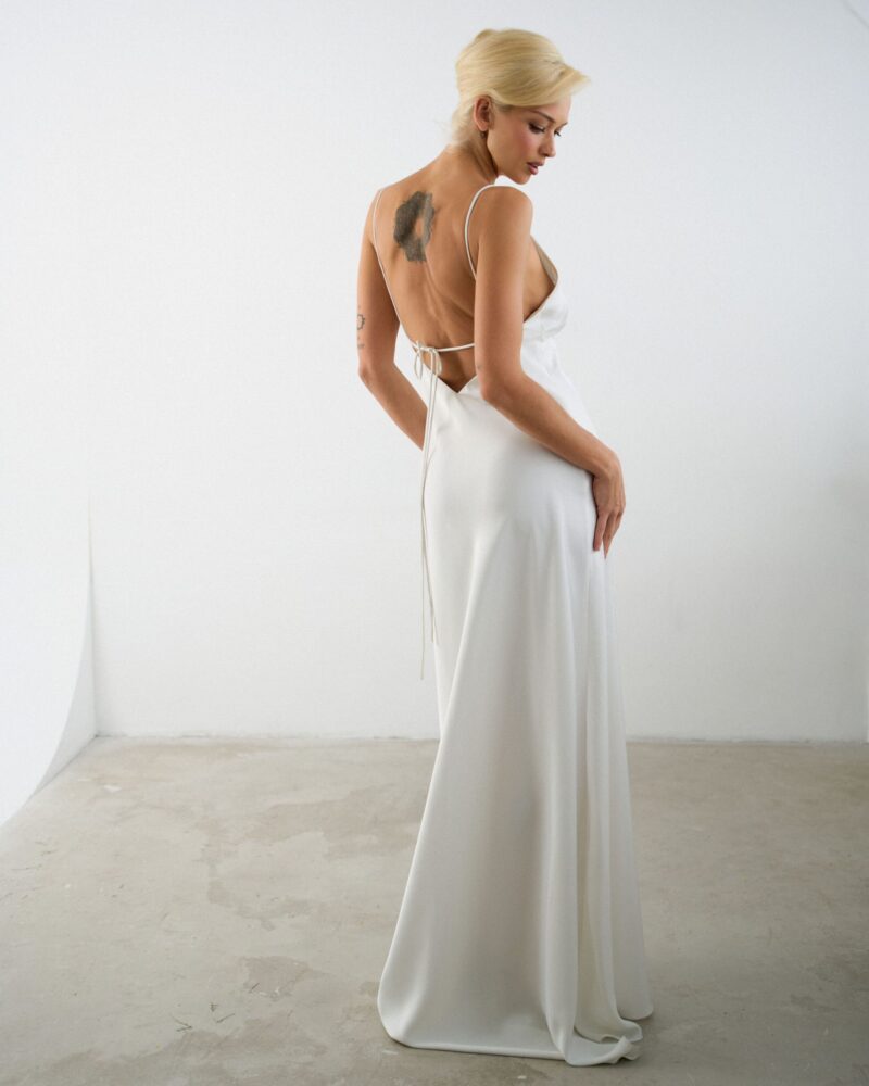 Платье Swan White