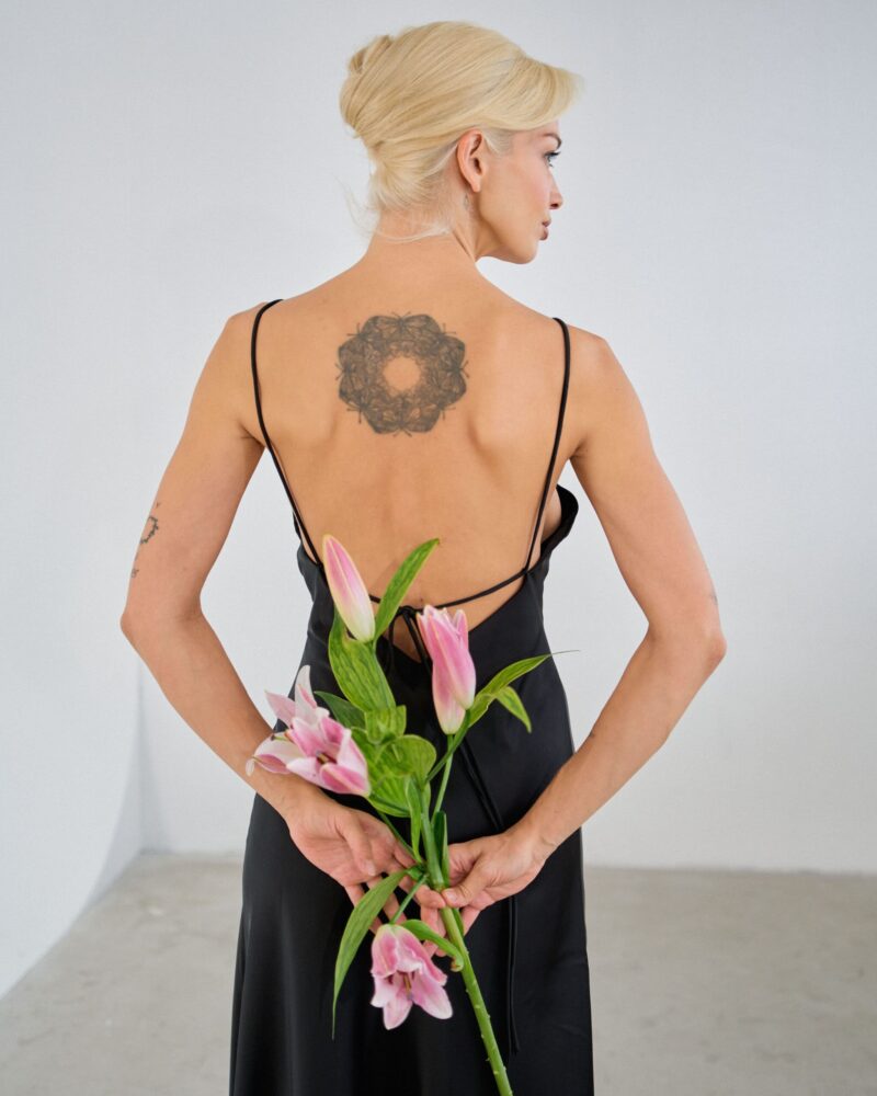 Платье Swan Black