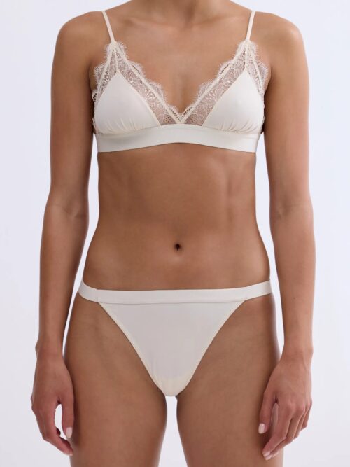 Трусики-стринги Roomservice Off White