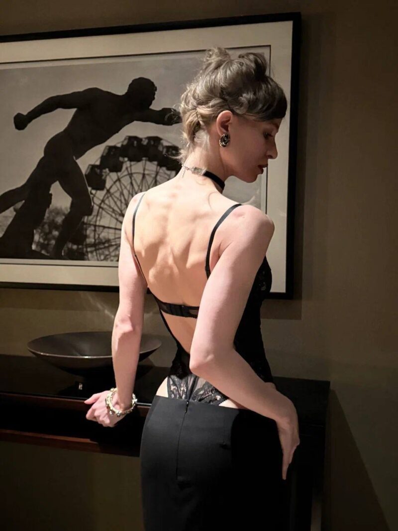Боди Mia Black